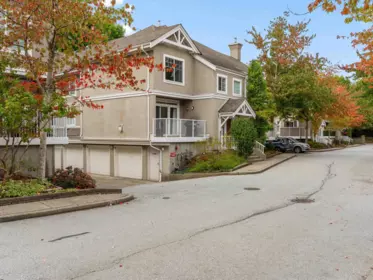 Outdoor Patio Photo of 17 2422 Hawthorne Avenue, Port Coquitlam, BC