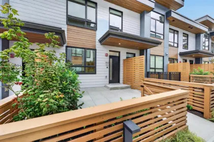 102 932 Lytton Street, North Vancouver, BC, North Vancouver — Townhouse for sale