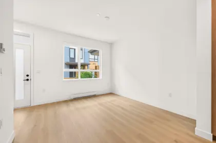 102 932 Lytton Street, North Vancouver, BC, North Vancouver — Townhouse for sale
