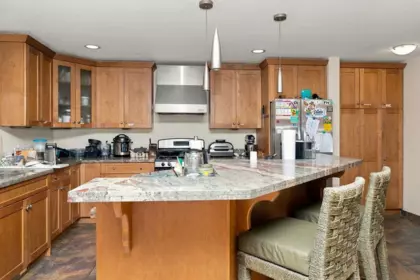 Breakfast Nook Photo of 475 Harry Road, Gibsons, BC