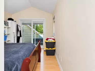 Entry Foyer Photo of 475 Harry Road, Gibsons, BC