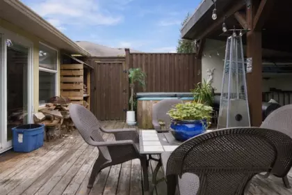Front Yard Photo of 475 Harry Road, Gibsons, BC
