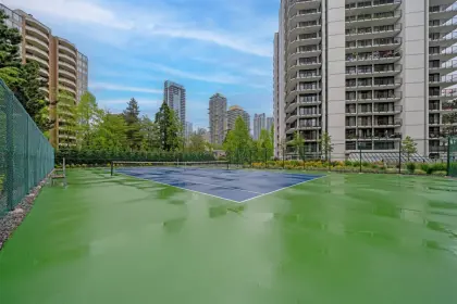 602 6455 Willingdon Avenue, Burnaby, BC, Burnaby — Apartment/Condo for sale