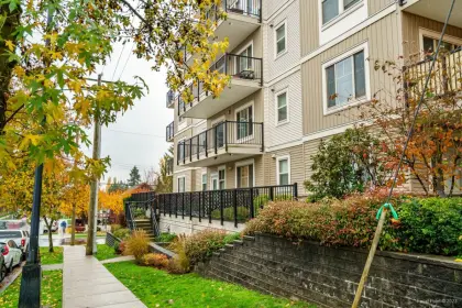 205 22290 North Avenue, Maple Ridge, BC, Maple ridge — Apartment/Condo for sale
