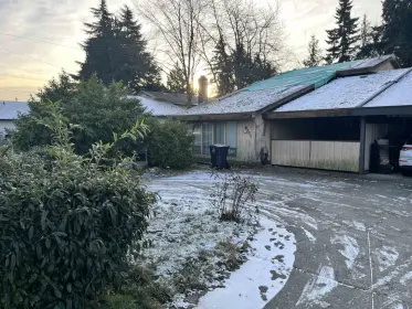 9844 Williams Road, Richmond, BC, Richmond — Half Duplex for sale