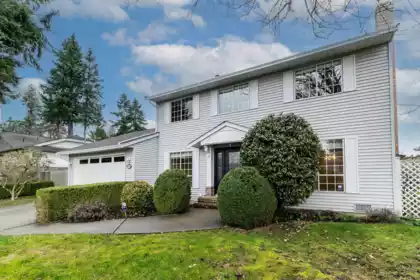 1032 164 Street, Surrey, BC, Surrey — Single Family Residence for sale