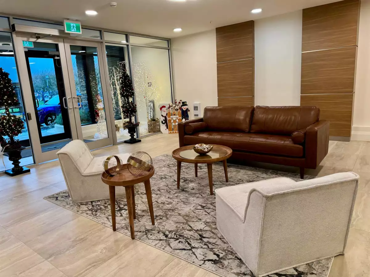 Dining Area Photo of 205 120 Esplanade Avenue, Harrison Hot Springs, BC
