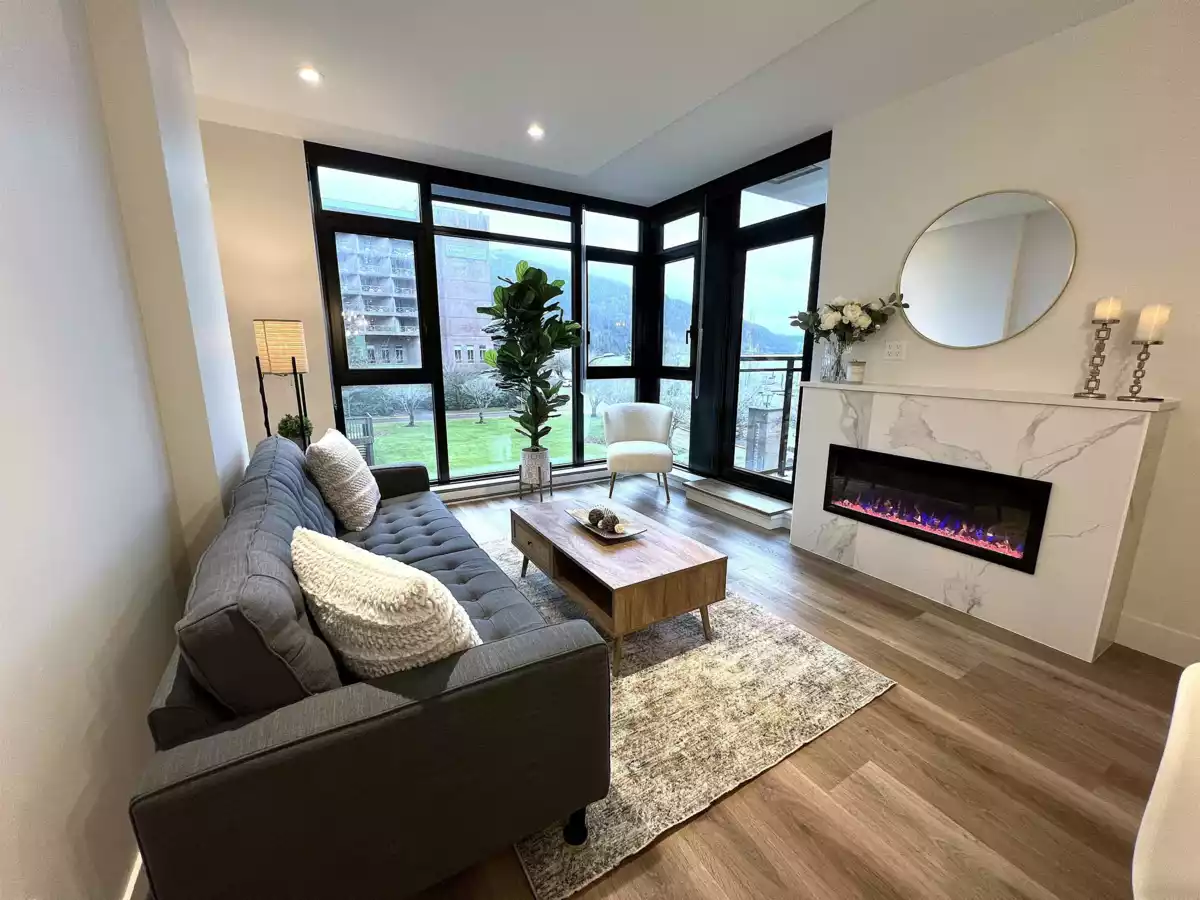 Guest Bathroom Photo of 205 120 Esplanade Avenue, Harrison Hot Springs, BC