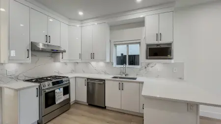 8020 19th Avenue, Burnaby, BC, Burnaby — Half Duplex for sale