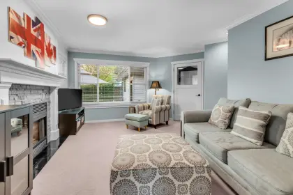 12222 Mcmyn Avenue, Pitt Meadows, BC, Pitt meadows — Half Duplex for sale