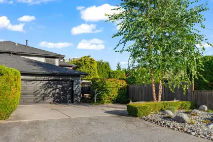 12222 Mcmyn Avenue, Pitt Meadows, BC, Pitt meadows — Half Duplex for sale