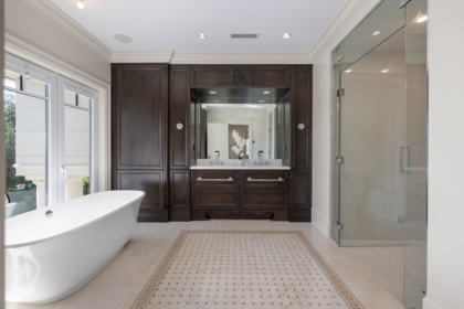 Guest Bathroom Photo of 1365 Whitby Road, West Vancouver, BC