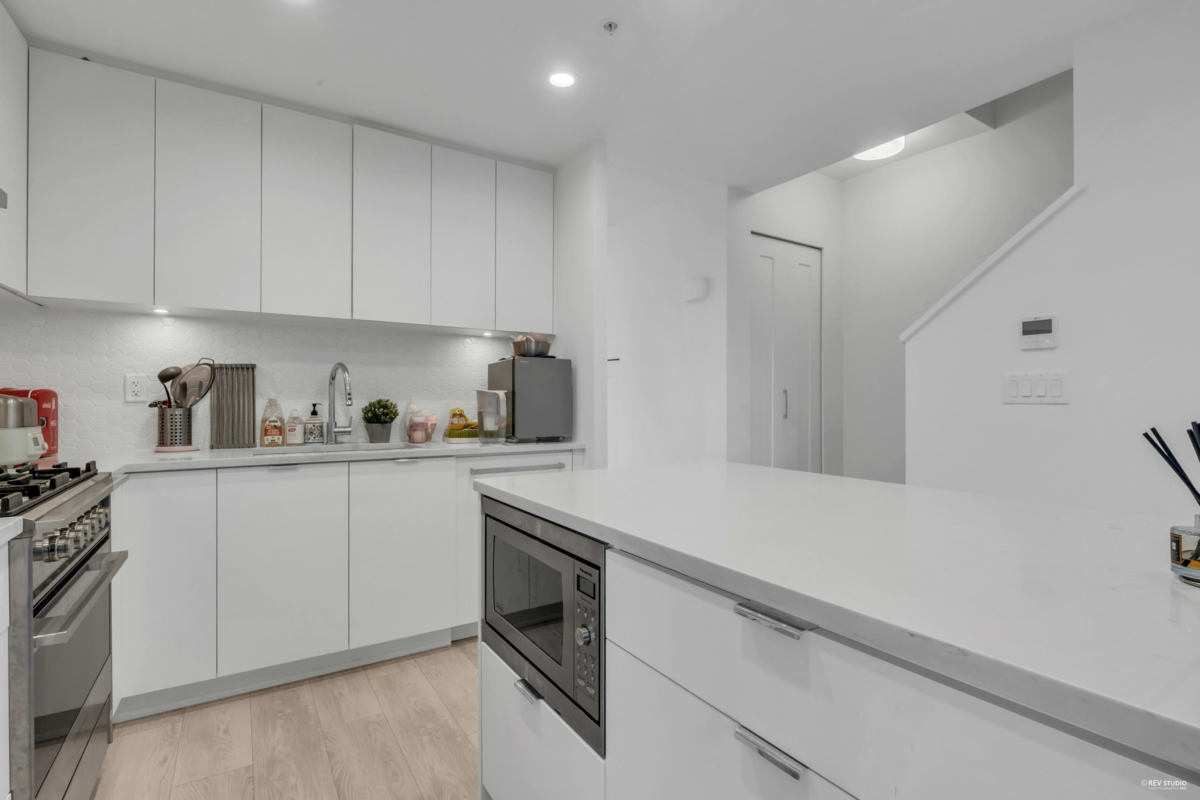 Breakfast Nook Photo of 116 678 Fairview Street, Coquitlam, BC