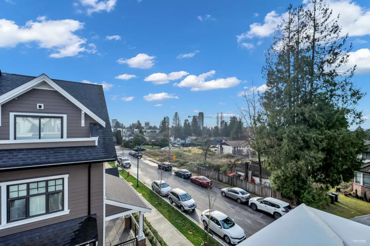 Outdoor Patio Photo of 116 678 Fairview Street, Coquitlam, BC