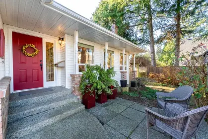 12766 Ocean Cliff Drive, Surrey, BC, Surrey — Single Family Residence for sale