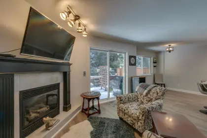 24 2401 Mamquam Road, Squamish, BC, Squamish — Townhouse for sale