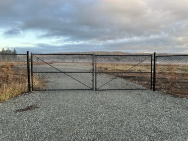 26215 84 Avenue, Langley, BC, Fort Langley —  bed land for sale