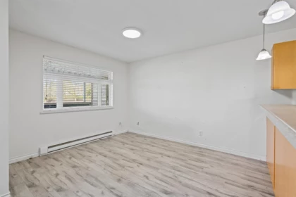 Walk-In Closet Photo of 201 30519 Blueridge Drive, Abbotsford, BC