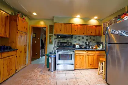 40324 Hood Road, Squamish, BC, Squamish — Single Family Residence for sale