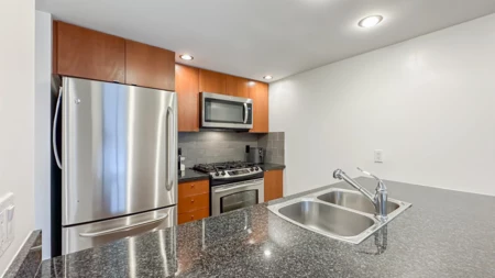 506 9180 Hemlock Drive, Richmond, BC, Richmond — Apartment/Condo for sale