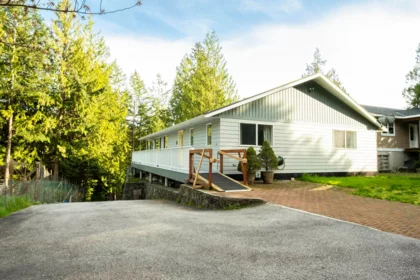 12599 Chris Way, Pender Harbour, BC, Pender Harbour — Single Family Residence for sale