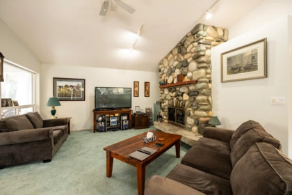 12599 Chris Way, Pender Harbour, BC, Pender Harbour — Single Family Residence for sale