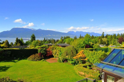 Breakfast Nook Photo of 5687 Chancellor Boulevard, Vancouver, BC