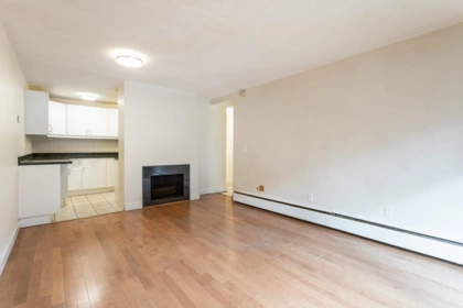120 440 E 5th Avenue, Vancouver, BC, Vancouver — Apartment/Condo for sale