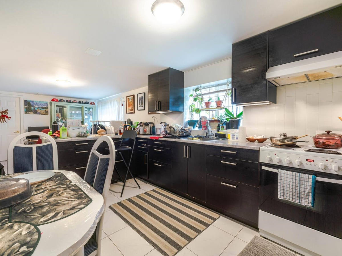 Bedroom 4 Photo of 2216 E 41st Avenue, Vancouver, BC