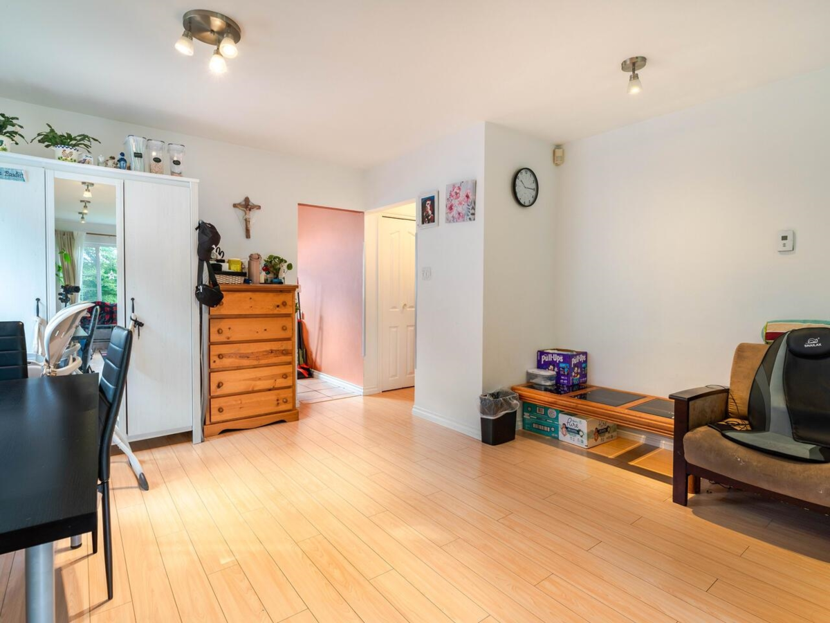 Dining Area Photo of 2216 E 41st Avenue, Vancouver, BC