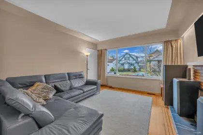 1842 E 51st Avenue, Vancouver, BC, Vancouver — Single Family Residence for sale