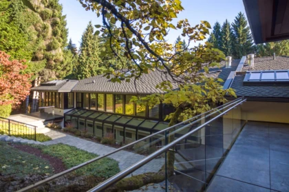 Fitness Center Photo Near 1243 Chartwell Place, West Vancouver, BC