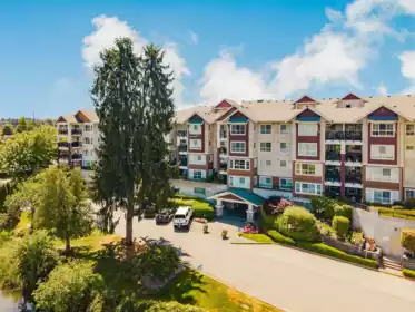 205 19677 Meadow Gardens Way, Pitt Meadows, BC, Pitt Meadows — Apartment/Condo for sale