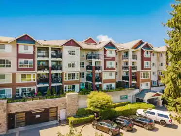 205 19677 Meadow Gardens Way, Pitt Meadows, BC, Pitt Meadows — Apartment/Condo for sale