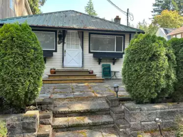 259 1st Avenue, Cultus Lake, BC, Cultus Lake — Single Family Residence for sale