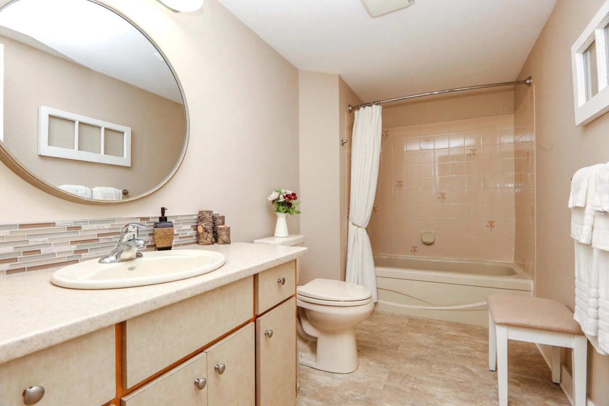 Office / Den Photo of 208 45660 Knight Road, Chilliwack, BC