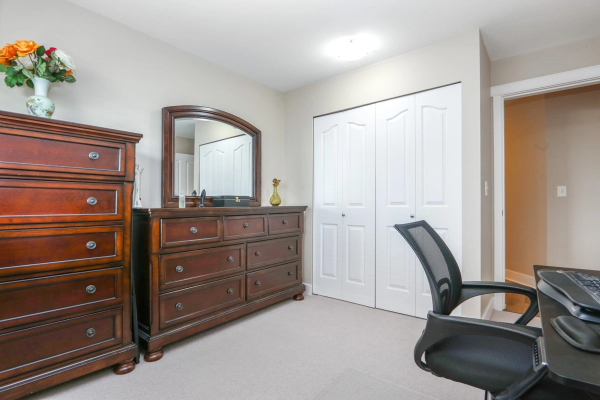 Powder Room Photo of 208 45660 Knight Road, Chilliwack, BC