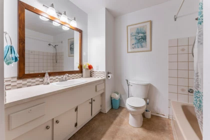 Mudroom Photo of 76 13756 Central Avenue, Surrey, BC