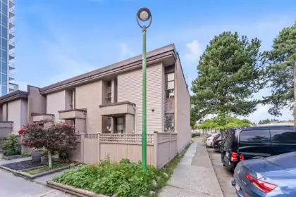 76 13756 Central Avenue, Surrey, BC, Surrey — Townhouse for sale