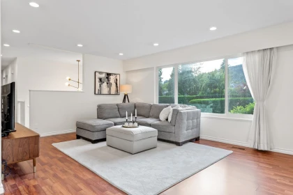 1549 Lynn Valley Road, North Vancouver, BC, North Vancouver — Single Family Residence for sale