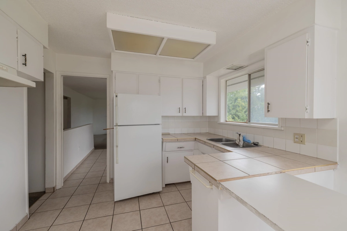 Laundry Room Photo of 19983 68 Avenue, Langley, BC
