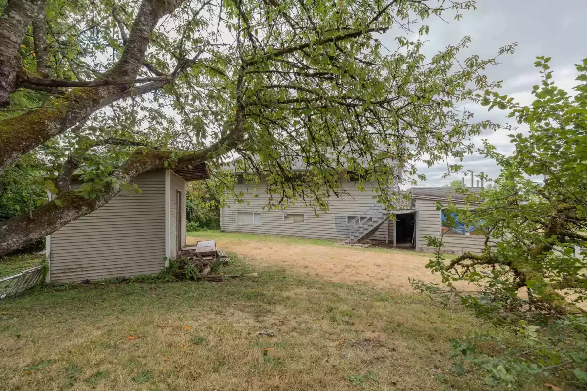 Neighborhood Park Photo Near 19983 68 Avenue, Langley, BC