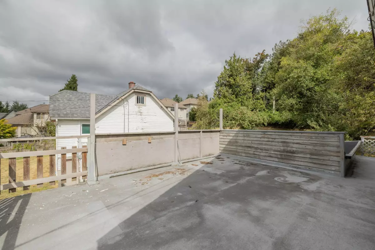 Outdoor Kitchen Photo of 19983 68 Avenue, Langley, BC