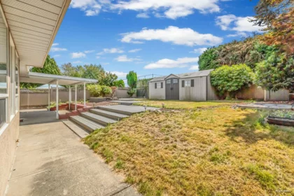 Hot Tub / Spa Photo of 16950 103a Avenue, Surrey, BC