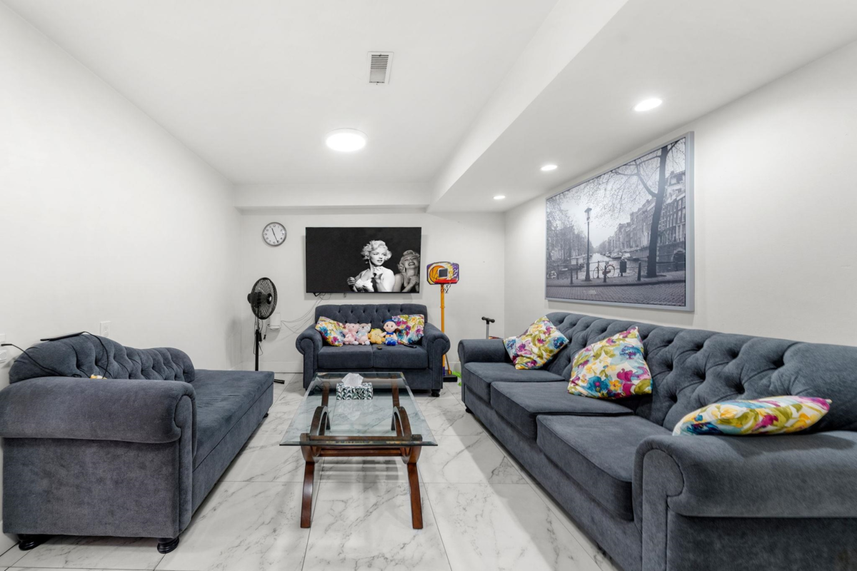 Bedroom 3 Photo of 11780 85a Avenue, Delta, BC