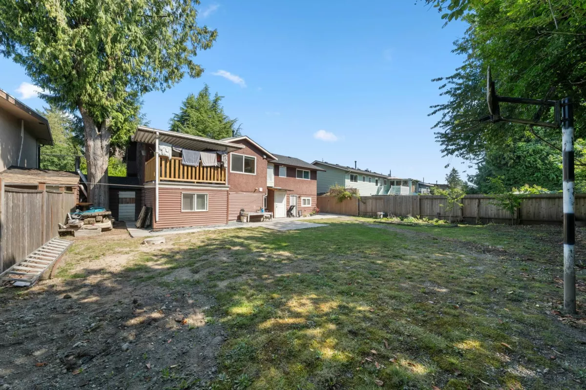 Fitness Center Photo Near 11780 85a Avenue, Delta, BC