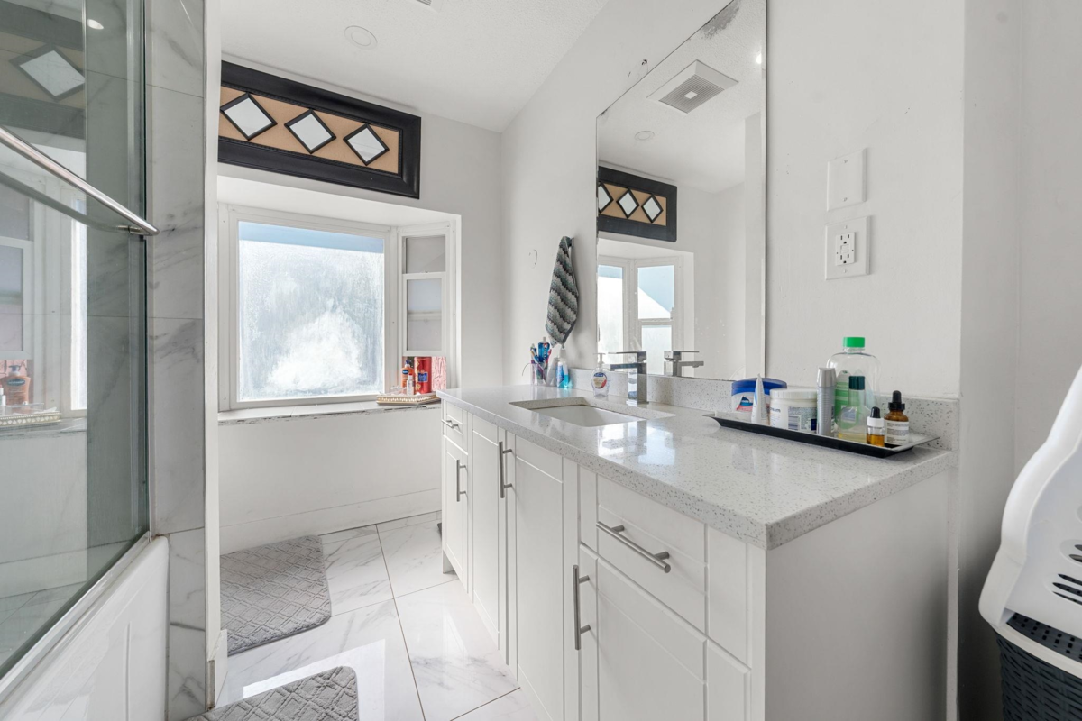 Garage Interior Photo of 11780 85a Avenue, Delta, BC