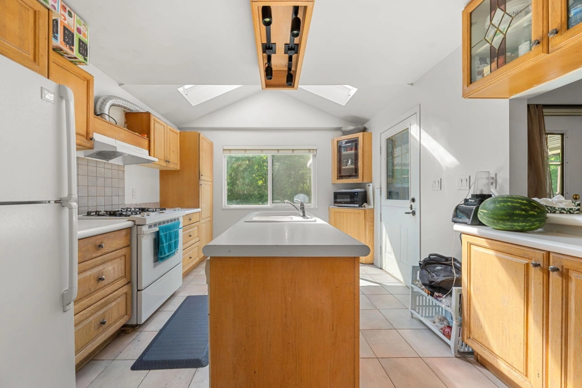 Pantry Photo of 11780 85a Avenue, Delta, BC