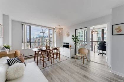 1406 1003 Pacific Street, Vancouver, BC, Vancouver — Apartment/Condo for sale