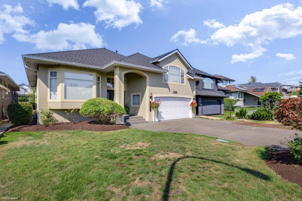Front Yard Photo of 5411 Mccoll Crescent, Richmond, BC